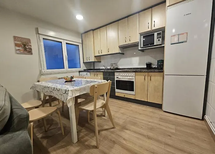 1a111 Moderno De 3 By R2r Consulting Апартаменти Хіхон