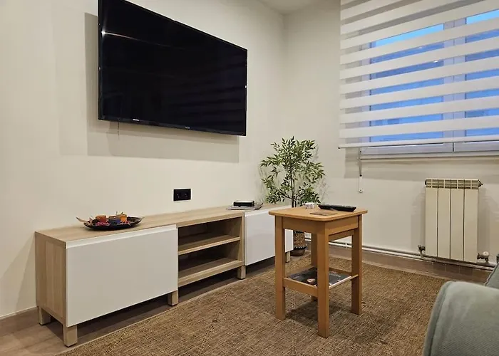 Апартаменти 1a111 Moderno De 3 By R2r Consulting *