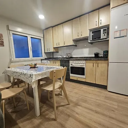 R2R - Apartamento Moderno De 3 Dormitorios - 1A111 Apartman Gijón