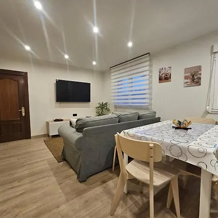 R2R - Apartamento Moderno De 3 Dormitorios - 1A111 Apartman Gijón