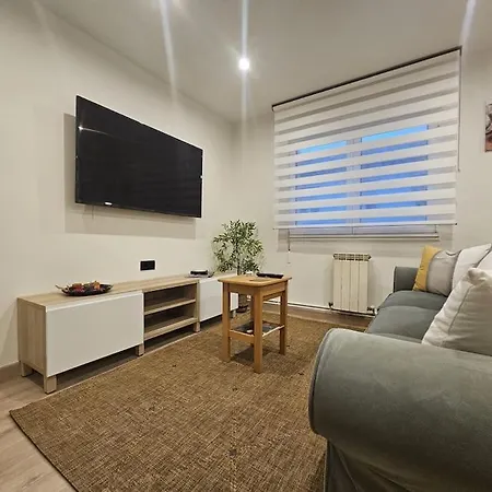 R2R - Apartamento Moderno De 3 Dormitorios - 1A111 Apartman