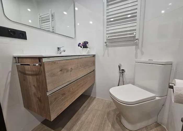 1a111 Moderno De 3 By R2r Consulting Gijón